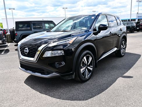 Certified 2023 Nissan Rogue SL AWD/4WD image 4