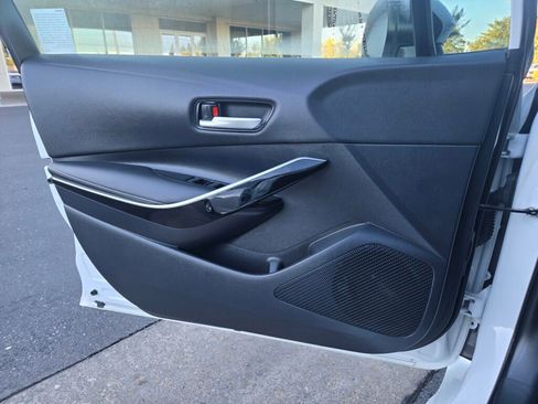 Used 2022 Toyota Corolla XLE image 22