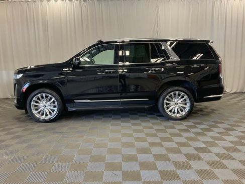 Used 2022 Cadillac Escalade Premium Luxury AWD/4WD image 9