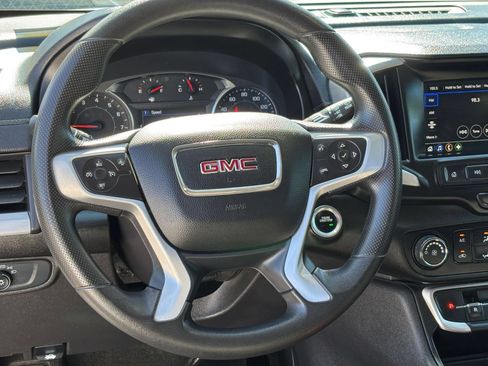 Used 2024 GMC Terrain SLE FWD image 28