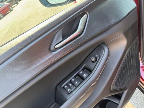 New 2025 Jeep Grand Cherokee Altitude image 11