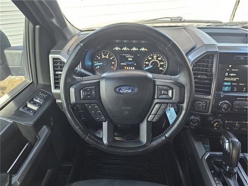 Used 2018 Ford F150 XLT w/ Equipment Group 302A Luxury AWD/4WD image 19