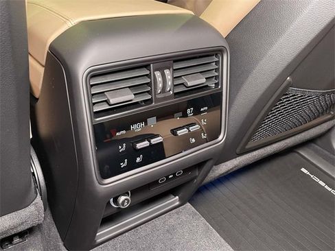 New 2026 Porsche Cayenne Coupe image 25