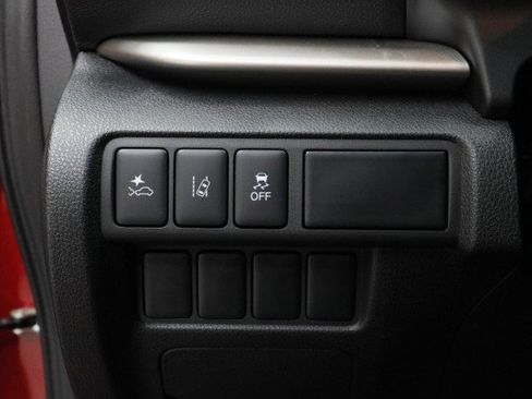 Used 2024 Mitsubishi Eclipse Cross LE AWD/4WD image 9