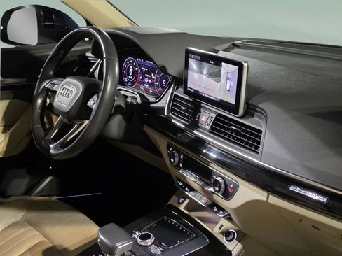 Used 2018 Audi Q5 Prestige w/ Prestige Package image 29