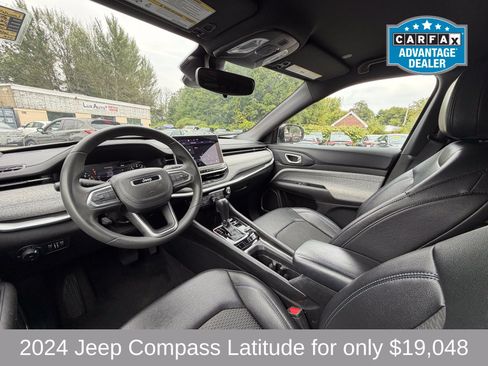 Used 2024 Jeep Compass Latitude AWD/4WD image 11