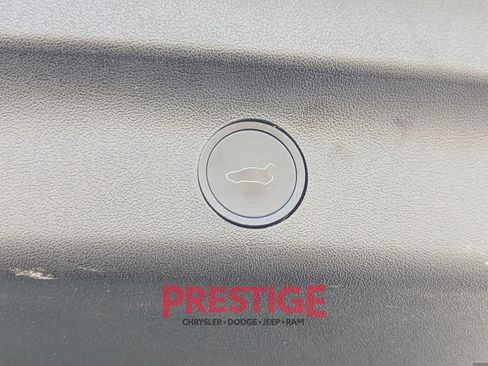 Used 2023 Tesla Model Y Long Range image 13