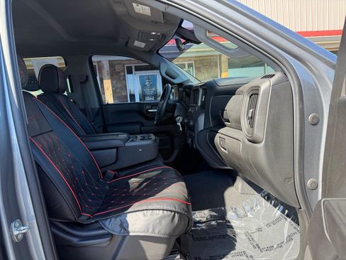 Used 2020 Chevrolet Silverado 1500 Custom Trail Boss w/ Custom Convenience Package image 22