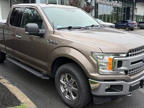 Used 2018 Ford F150 XLT w/ Equipment Group 302A Luxury AWD/4WD image 4