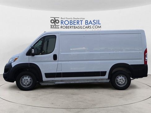Used 2023 RAM ProMaster 2500 image 2