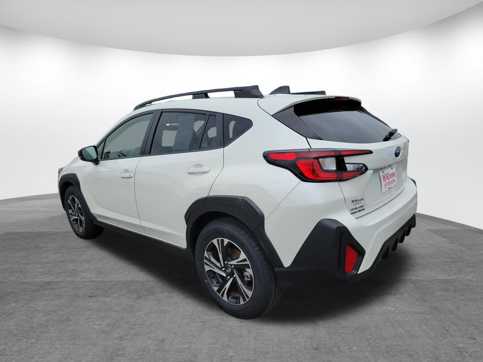 Used 2025 Subaru Crosstrek 2.5i Premium AWD/4WD image 7