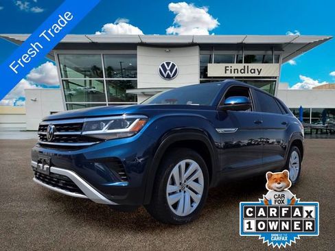 Certified 2023 Volkswagen Atlas Cross Sport SE w/ Panoramic Sunroof Package FWD image 2