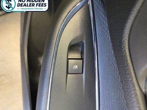 Used 2018 Chevrolet Cruze LS FWD image 22