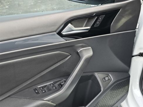 Used 2021 Volkswagen Jetta GLI Autobahn image 12