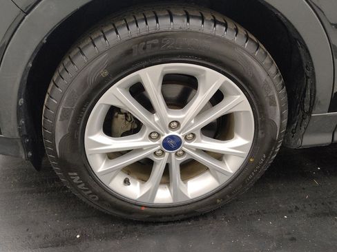 Used 2019 Ford Escape SE FWD image 31