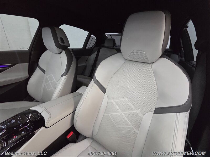 Used 2024 BMW i5 M60 w/ Executive Package AWD/4WD image 19