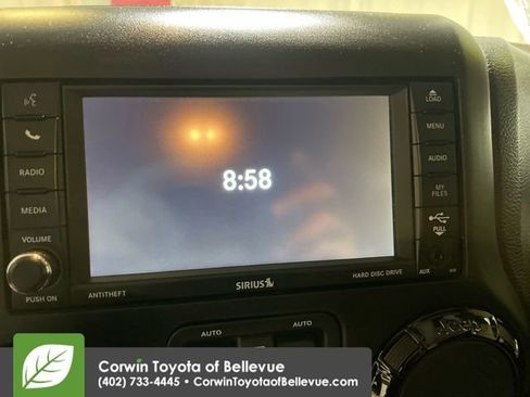 Used 2016 Jeep Wrangler Sahara image 21