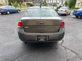 Used 2010 Ford Focus SE image 3
