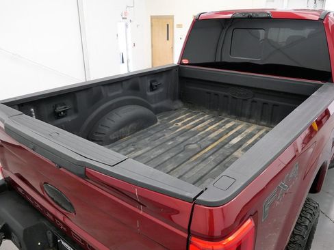 Used 2019 Ford F250 Lariat w/ Lariat Ultimate Package AWD/4WD image 42