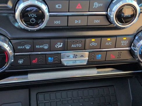 New 2025 Ford F150 King Ranch w/ FX4 Off-Road Package image 26