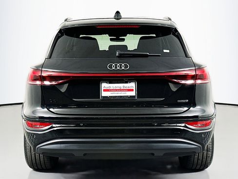 Used 2025 Audi Q6 e-tron Premium Plus w/ Premium Plus AWD/4WD image 3
