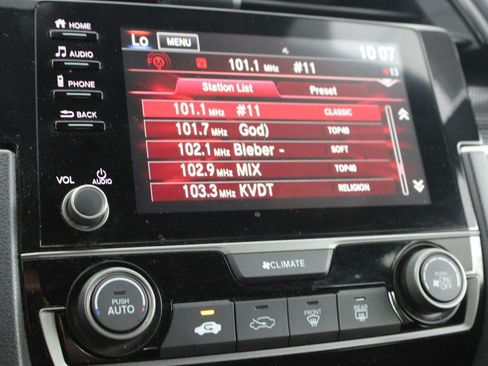 Used 2021 Honda Civic Sport image 15