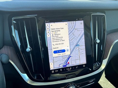 Used 2024 Volvo S60 B5 Plus image 36