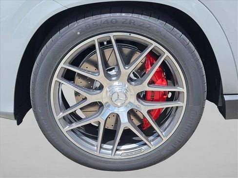 New 2026 Mercedes-Benz GLE 63 AMG S image 10