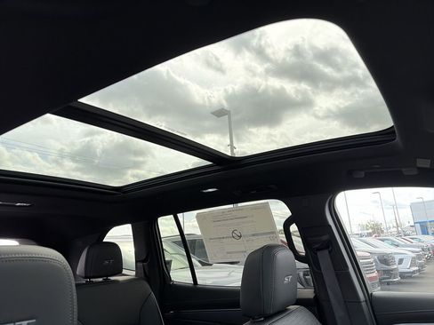 New 2026 Buick Enclave Sport Touring w/ Super Cruise Package image 28