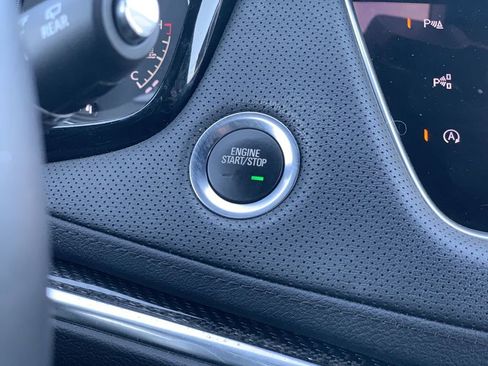 Certified 2023 Cadillac XT5 Sportv w/ Technology Package image 14