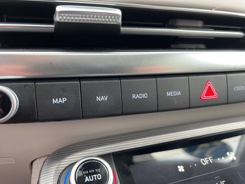 Used 2024 Hyundai Palisade Calligraphy image 34