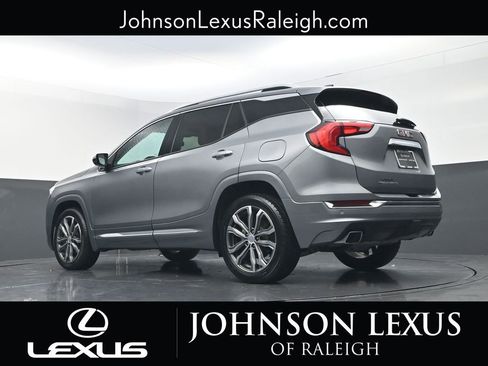 Used 2020 GMC Terrain Denali w/ Denali Premium Package image 18