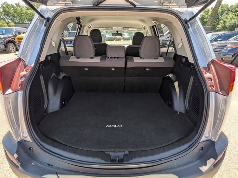 Used 2013 Toyota RAV4 LE AWD/4WD image 25