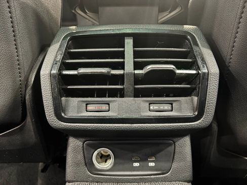 Used 2021 Audi Q3 2.0T Premium image 18