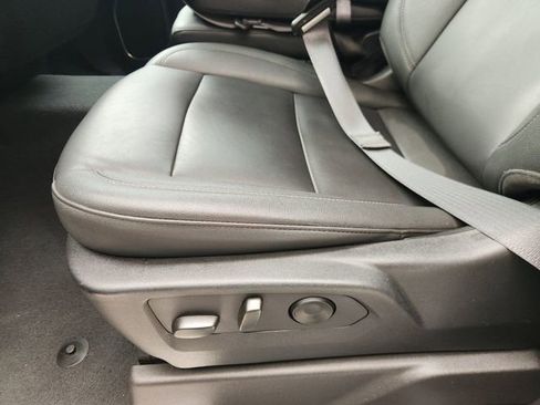 Used 2025 Chevrolet Silverado 2500 LT w/ Texas Edition image 21