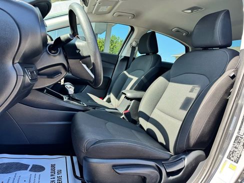 Used 2024 Kia Forte LXS image 14