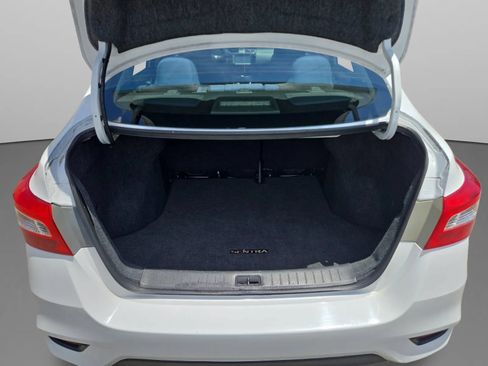Used 2019 Nissan Sentra S FWD image 27