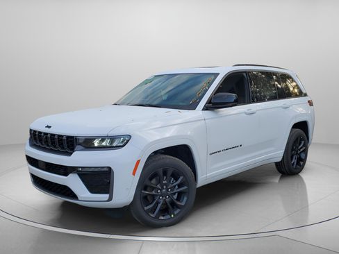 New 2026 Jeep Grand Cherokee Limited Reserve image 2