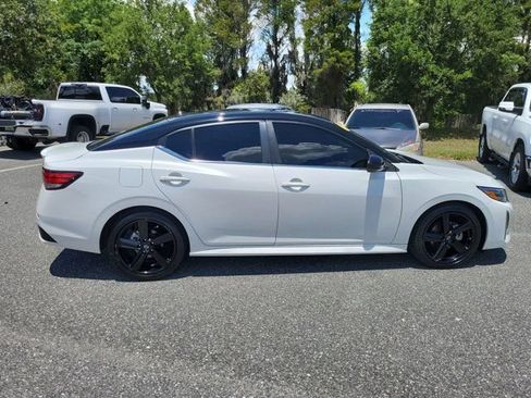Used 2024 Nissan Sentra SR w/ Trunk Package FWD image 9