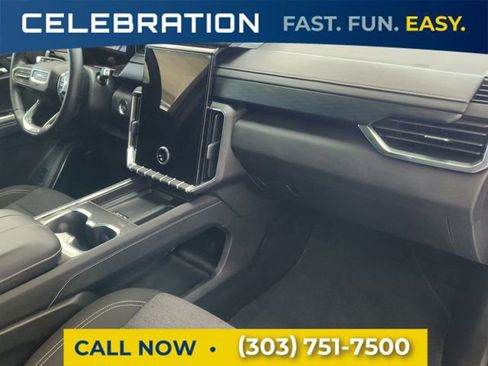 Certified 2025 GMC Acadia Elevation image 24