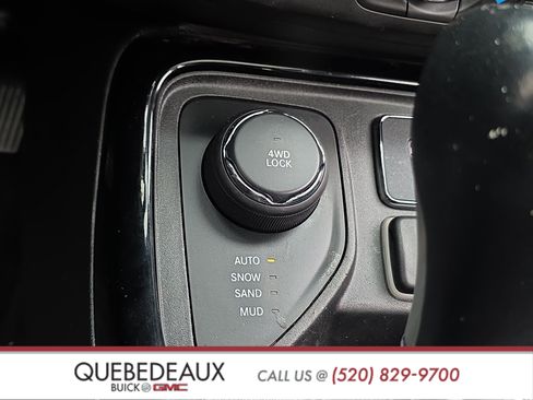 Used 2017 Jeep Compass Limited AWD/4WD image 19