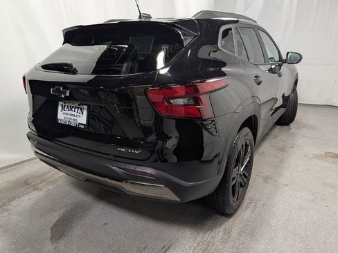 New 2026 Chevrolet Trax ACTIV image 3