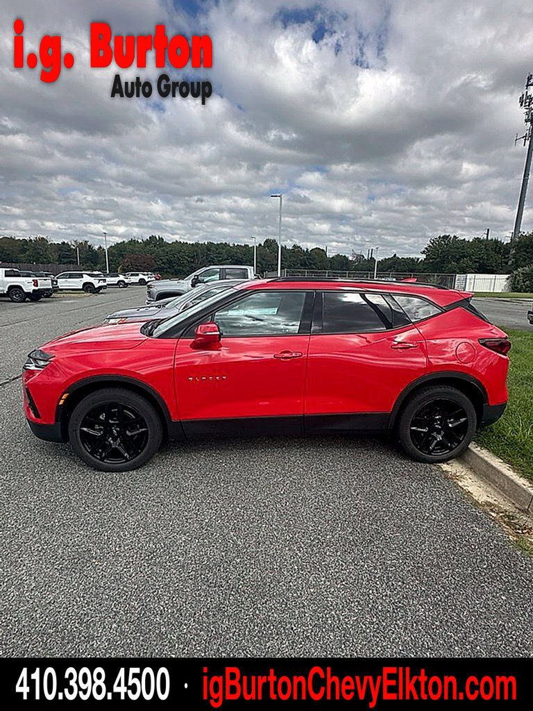 Used 2022 Chevrolet Blazer LT AWD/4WD image 4