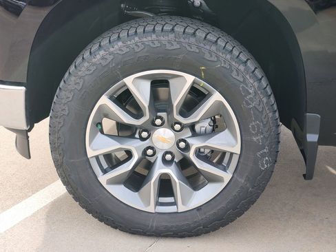 New 2026 Chevrolet Silverado 1500 LT image 9