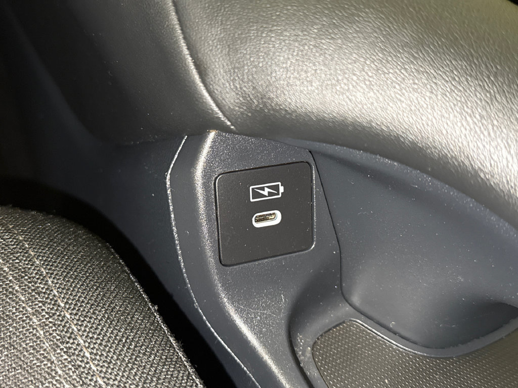 Certified 2024 Honda HR-V LX image 27