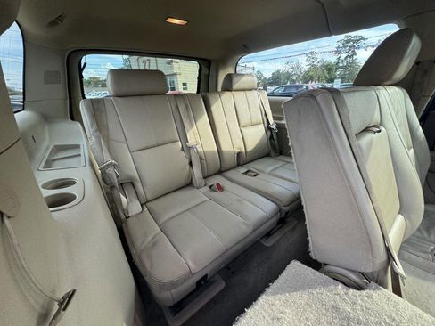 Used 2012 Chevrolet Suburban LT w/ Luxury Package image 10
