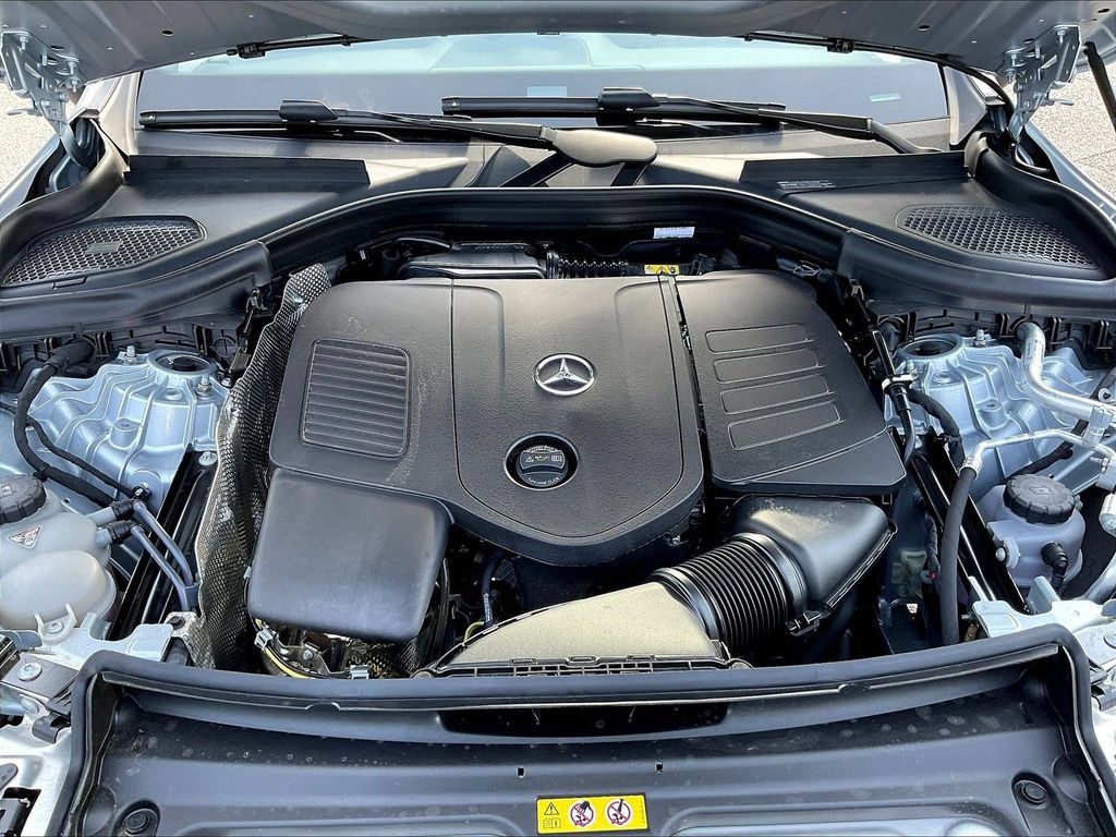 Used 2026 Mercedes-Benz GLC 300 image 30