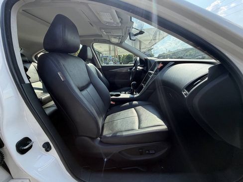 Used 2015 INFINITI Q50 AWD w/ Moonroof Package image 7