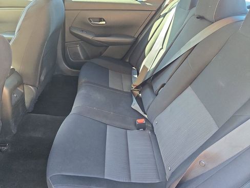 Used 2021 Nissan Sentra SV image 17