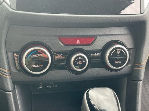 Used 2021 Subaru Crosstrek 2.0i Premium image 16